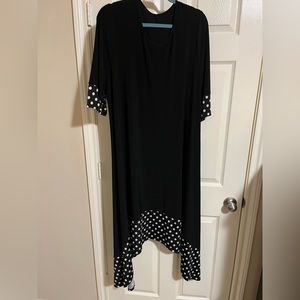 Black and white polka dot trim dress 2X